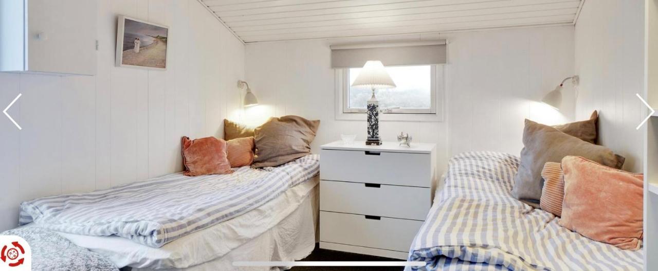 Sommerhus I Blokhus Helt Taet Pa By Og Strand Exterior foto